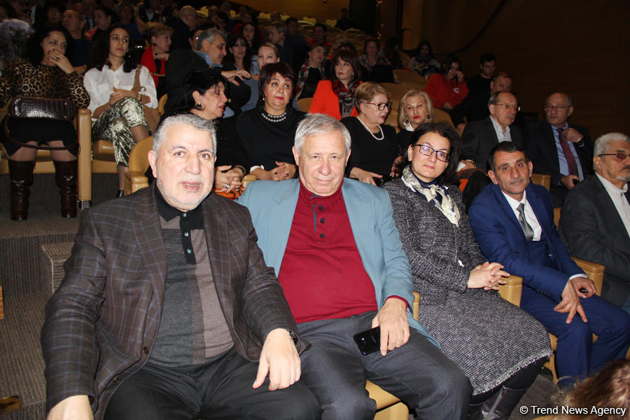 Muğam Mərkəzində İsrail dramaturqunun tamaşası nümayiş olunub (FOTO)