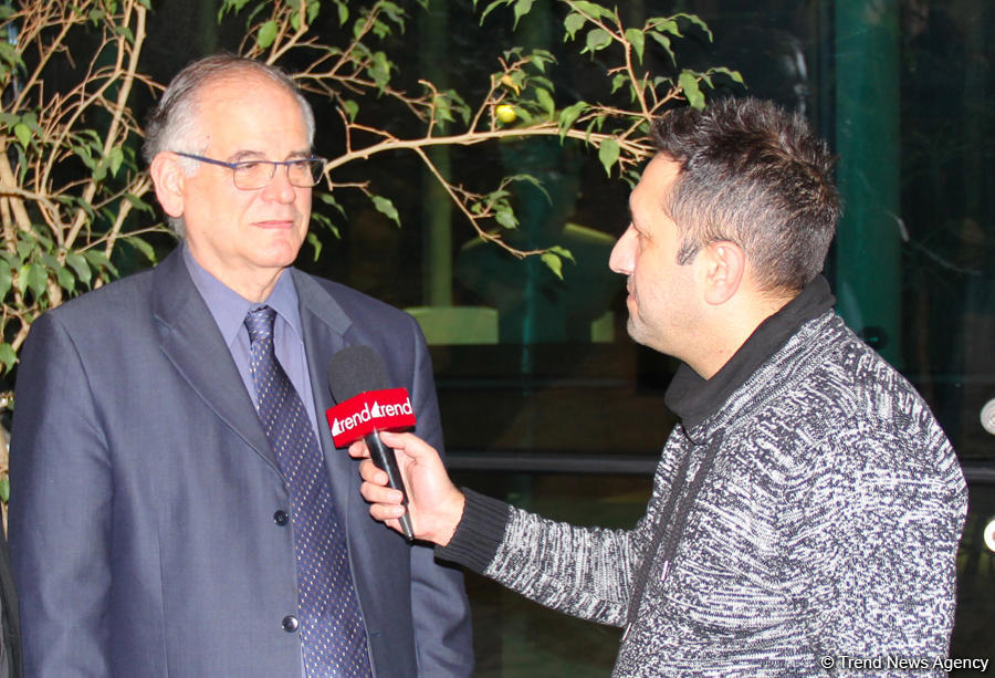 Muğam Mərkəzində İsrail dramaturqunun tamaşası nümayiş olunub (FOTO)