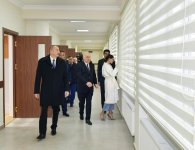 Prezident İlham Əliyev və birinci xanım Mehriban Əliyeva Sumqayıtda qaçqın və məcburi köçkün ailələri üçün inşa olunan yaşayış binaları kompleksinin açılışında iştirak ediblər (FOTO) (YENİLƏNİB)