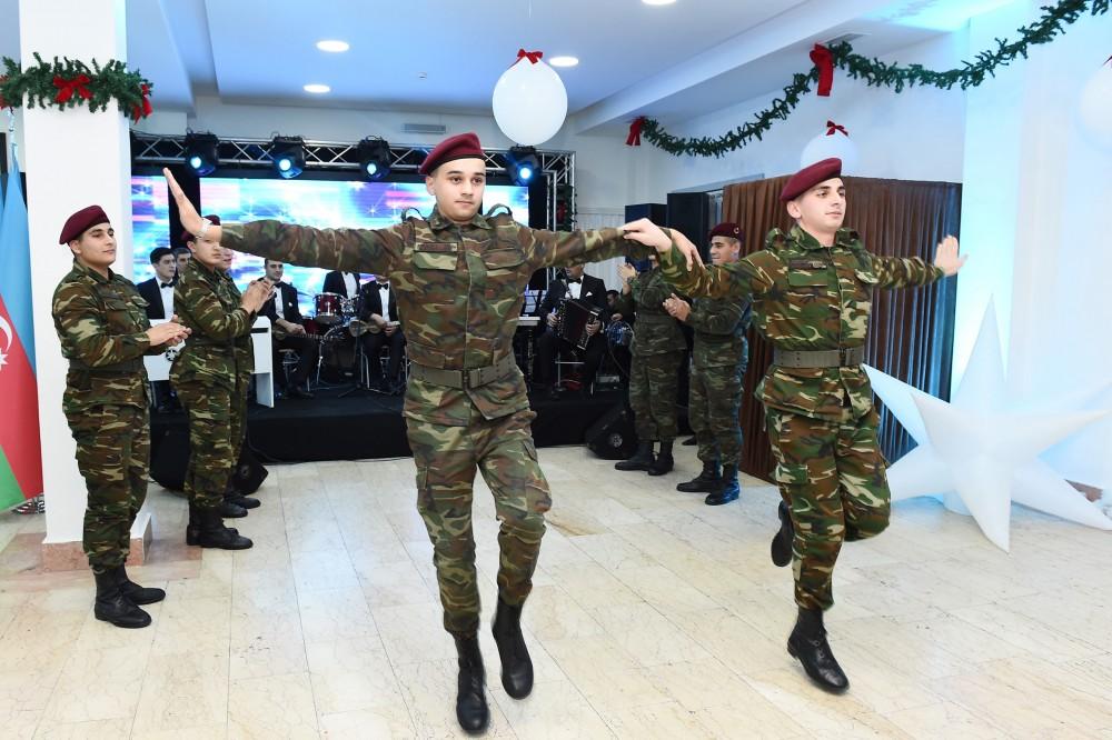 Birinci-vitse prezident Mehriban Əliyeva DTX-nin hərbi hissəsində keçirilən bayram tədbirində iştirak edib (FOTO)