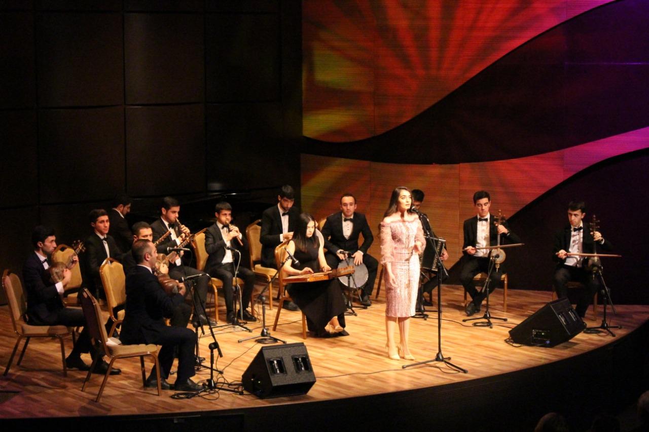 Beynəlxalq Muğam Mərkəzində “Yeni nəsil dəvət edir” layihəsi çərçivəsində konsert keçirilib (FOTO)