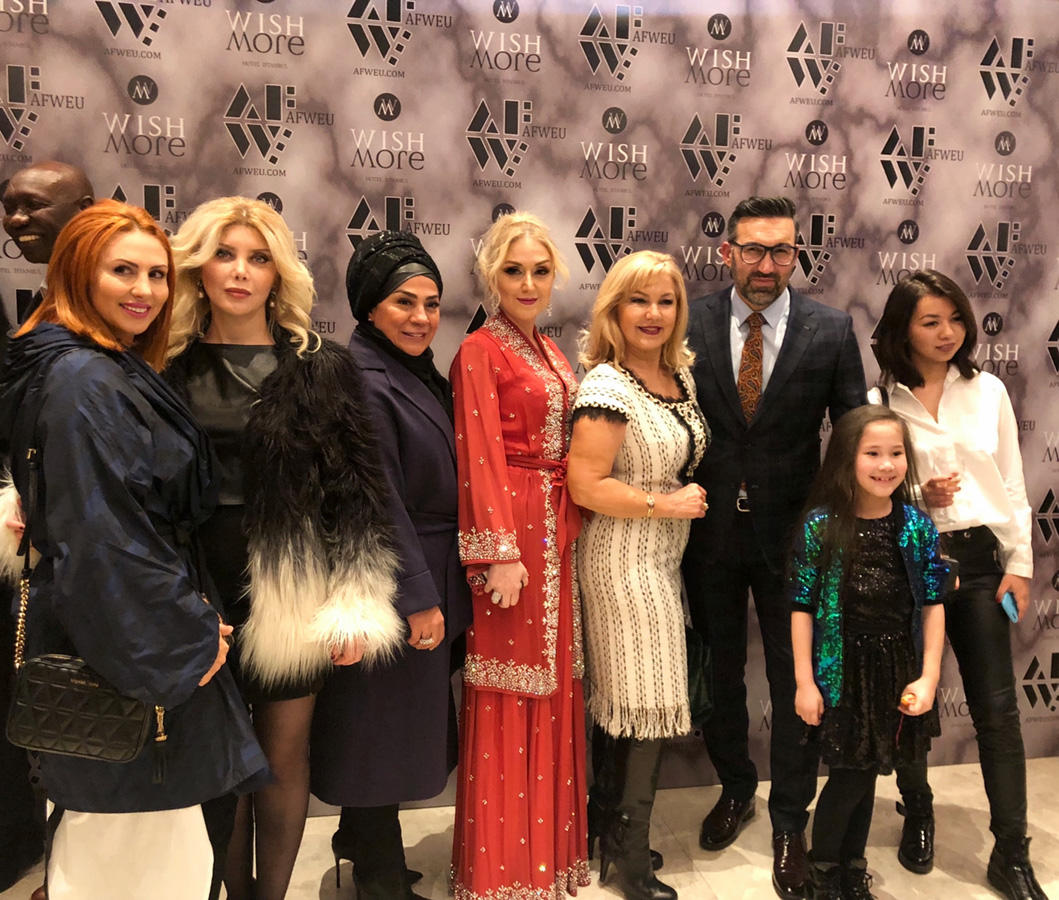 Gülnarə Xəlilovanın rəngarəng kolleksiyaları İstanbulda moda həftəsinin iştirakçılarını valeh edib (FOTO)