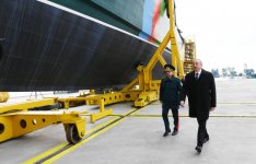 Prezident İlham Əliyev yeni inşa edilmiş “Tufan” tipli sərhəd gözətçi gəmisi ilə tanış olub (FOTO) (YENİLƏNİB)