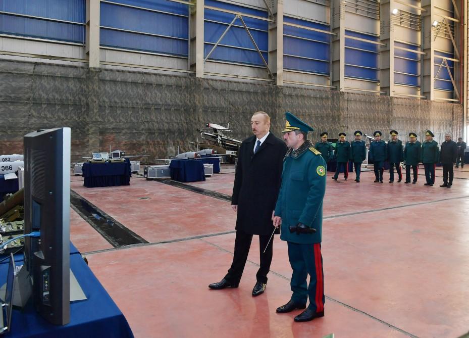 Prezident İlham Əliyev yeni inşa edilmiş “Tufan” tipli sərhəd gözətçi gəmisi ilə tanış olub (FOTO) (YENİLƏNİB)