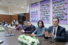 Qazaxıstan tələbələri Bilik Fondunun qonağı olublar (FOTO)