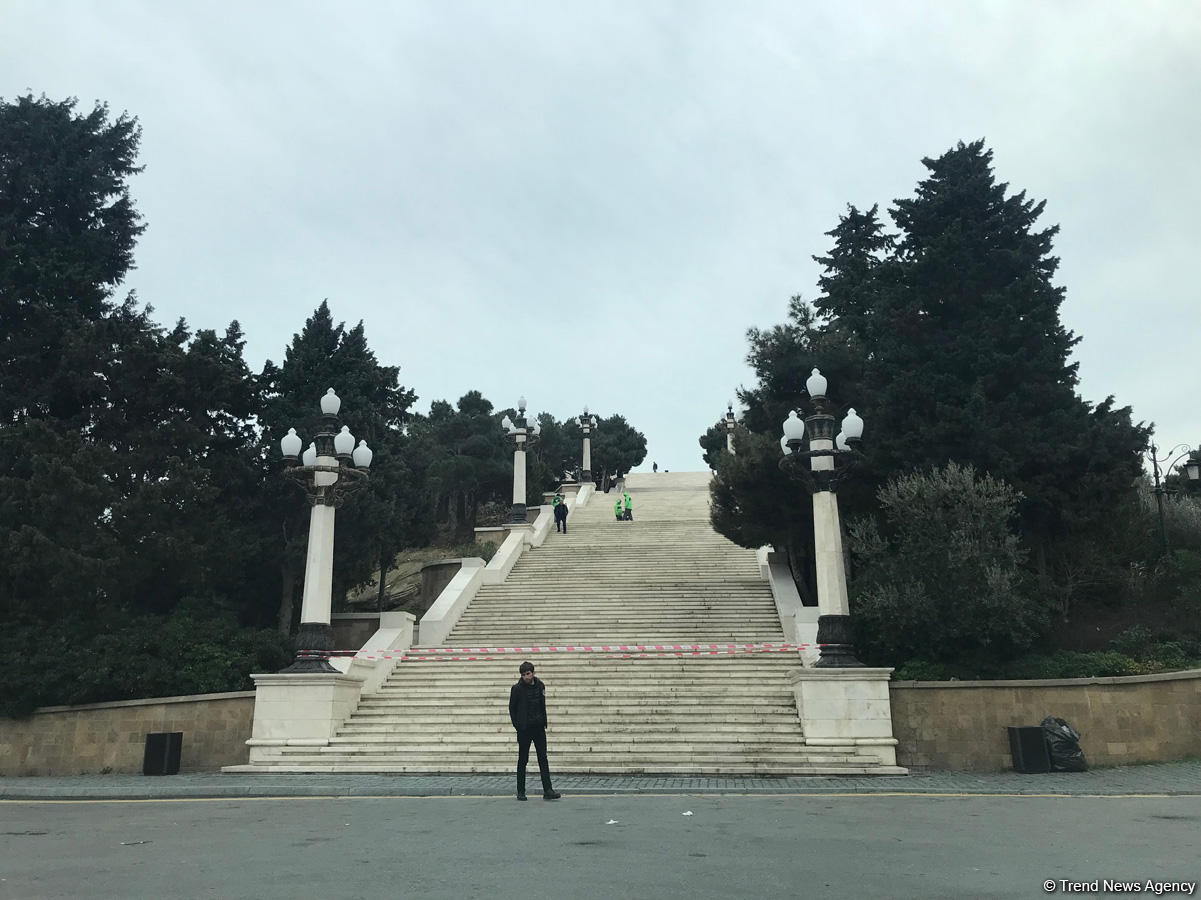 Şəhidlər Xiyabanında 20 Yanvar faciəsi ilə bağlı hazırlıq işlərinə başlanılıb (FOTO)