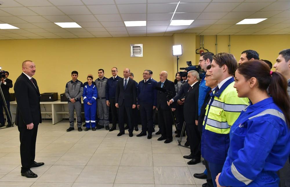 Prezident İlham Əliyev: Azərbaycana həm xarici sərmayə qoyulur, həm də banklar böyük məmnuniyyətlə vəsait ayırır, çünki bilirlər ki, vəsaitləri batmayacaq