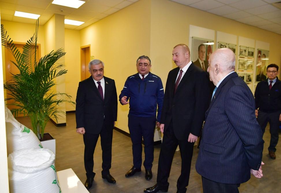 Prezident İlham Əliyev Sumqayıtda “SOCAR karbamid” zavodunun açılışında iştirak edib (FOTO) (YENİLƏNİB)
