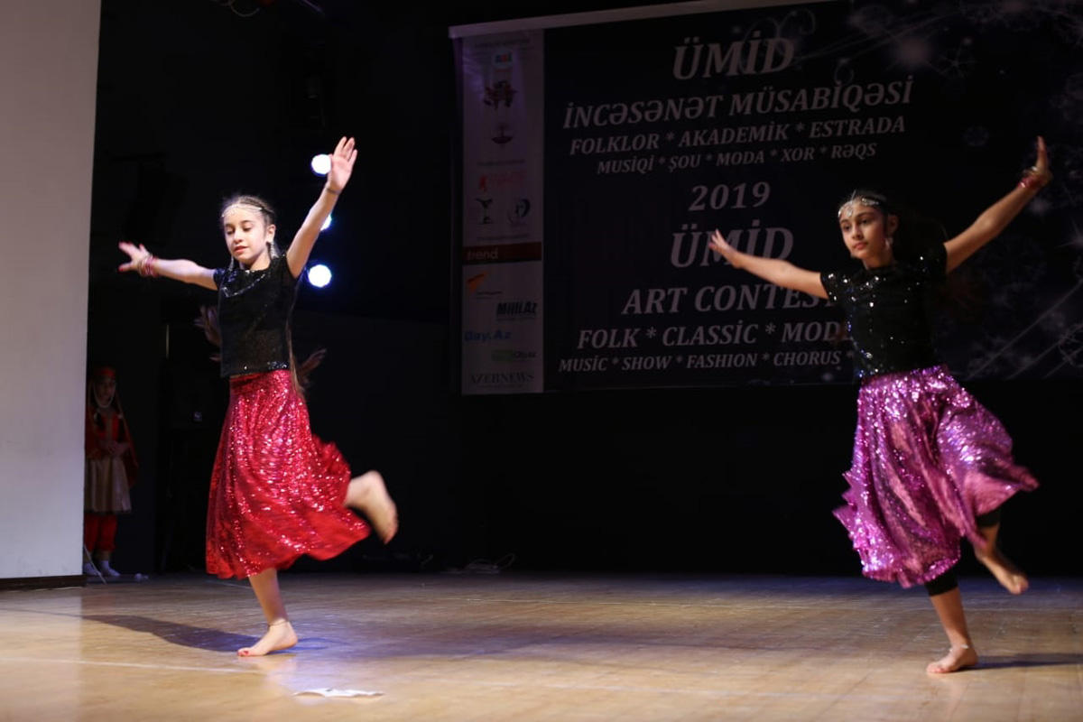 Bakıda beynəlxalq incəsənət müsabiqəsi keçirilib (FOTO)