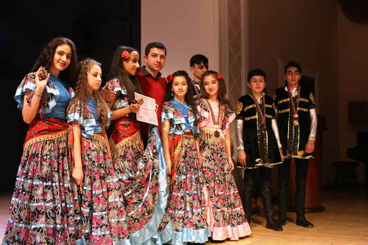 Bakıda beynəlxalq incəsənət müsabiqəsi keçirilib (FOTO)