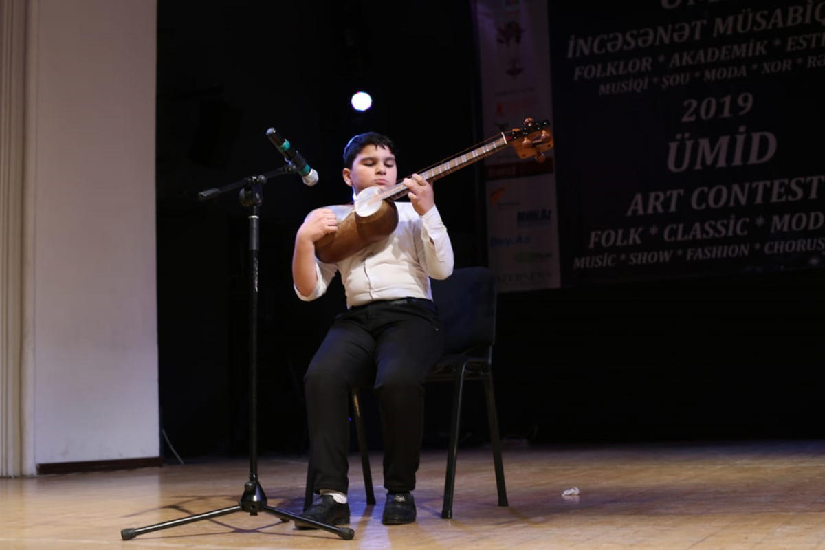 Bakıda beynəlxalq incəsənət müsabiqəsi keçirilib (FOTO)