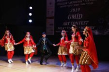 Bakıda beynəlxalq incəsənət müsabiqəsi keçirilib (FOTO)
