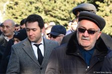 Azərbaycan ictimaiyyəti 20 Yanvar faciəsi qurbanlarının əziz xatirəsini yad edir (FOTO)