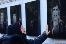 Azərbaycan ictimaiyyəti 20 Yanvar faciəsi qurbanlarının əziz xatirəsini yad edir (FOTO)