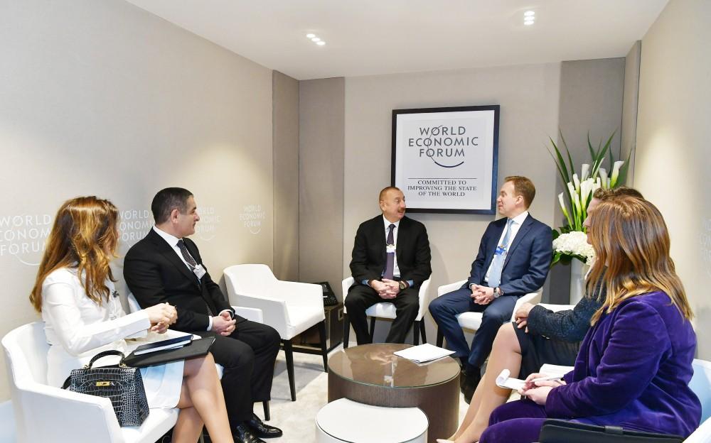 Prezident İlham Əliyev: Azərbaycan öz inkişaf strategiyasını yenilənən beynəlxalq və regional təmayüllər nəzərə alınmaqla qurur (FOTO)