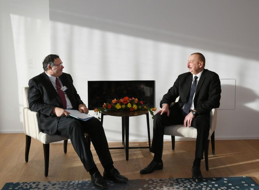 Prezident İlham Əliyevin və “Total” şirkətinin baş icraçı direktorunun görüşü olub (FOTO)