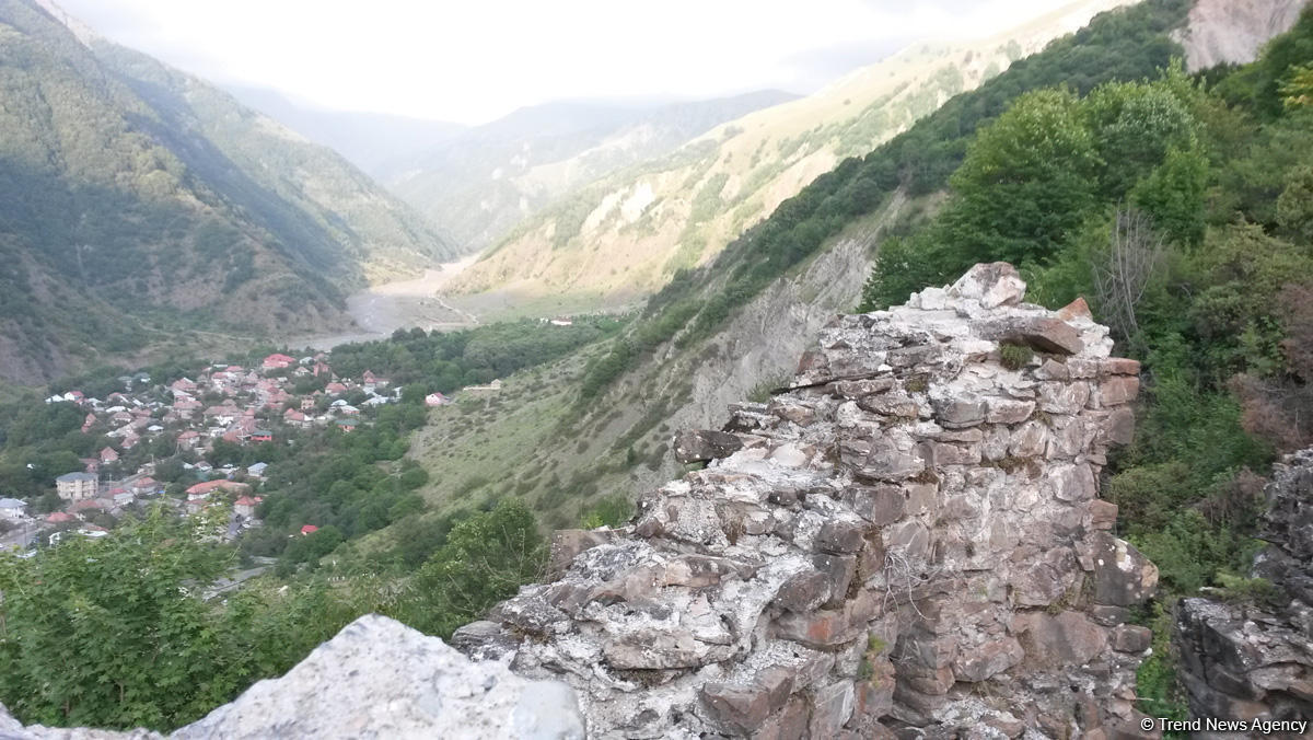 Azərbaycan tarixinin daha bir səhifəsi: Şamilqalanı kim tikdi, kimə qaldı? (FOTO)