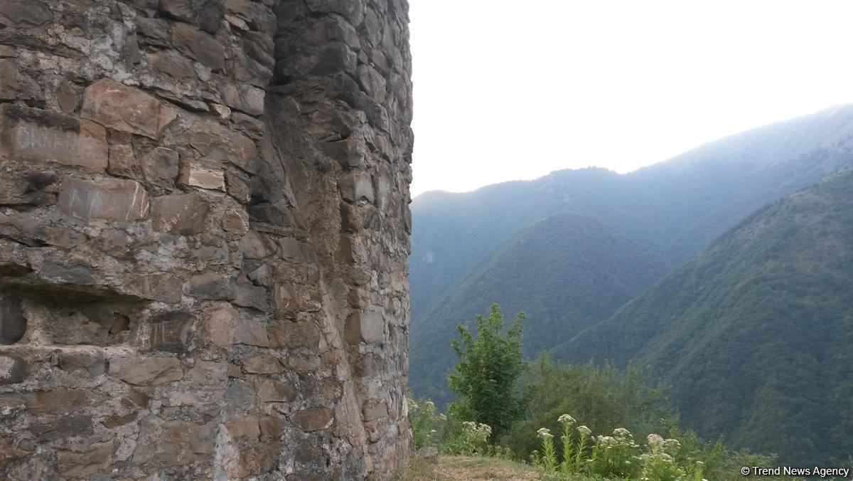 Azərbaycan tarixinin daha bir səhifəsi: Şamilqalanı kim tikdi, kimə qaldı? (FOTO)