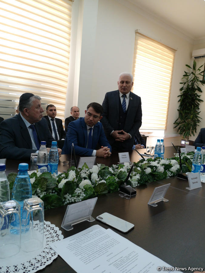 “Holokost və Xocalı - müasirlərin gözü ilə” mövzusunda "dəyirmi masa" keçirilib (FOTO)