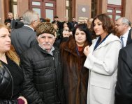 Prezident İlham Əliyev və birinci xanım Mehriban Əliyeva şəhid ailələri ilə görüşüblər (YENİLƏNİB-2) (FOTO)