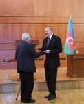 Prezident İlham Əliyev və birinci xanım Mehriban Əliyeva şəhid ailələri ilə görüşüblər (YENİLƏNİB-2) (FOTO)