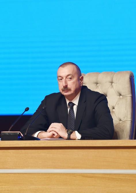 Prezident İlham Əliyev: Sahibkarlara tövsiyəm ondan ibarətdir ki, iş yerlərini ixtisar etməsinlər