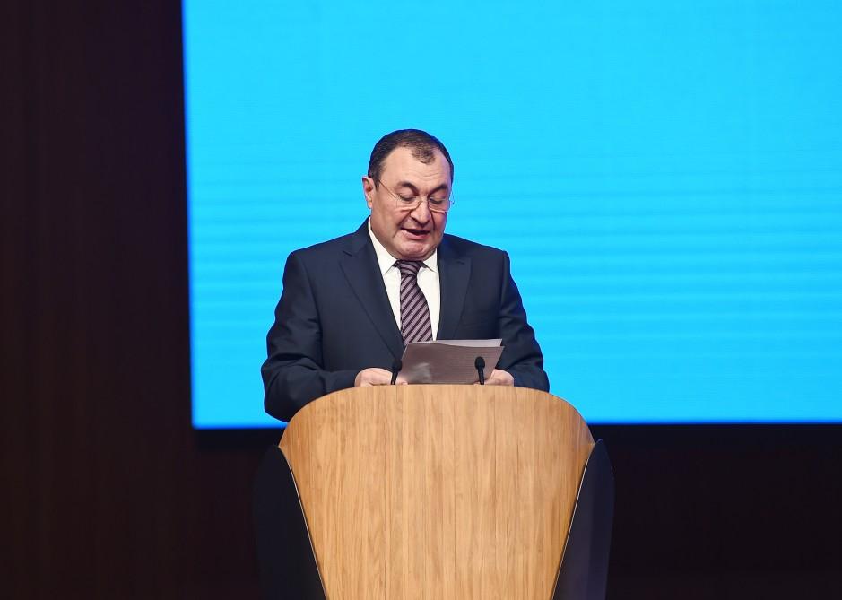 Prezident İlham Əliyev "Regionların 2014-2018-ci illərdə sosial-iqtisadi inkişafı Dövlət Proqramı"nın icrasının yekunlarına həsr olunan konfransda iştirak edib (FOTO) (YENİLƏNİB-2)