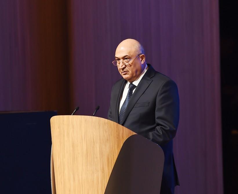 Prezident İlham Əliyev "Regionların 2014-2018-ci illərdə sosial-iqtisadi inkişafı Dövlət Proqramı"nın icrasının yekunlarına həsr olunan konfransda iştirak edib (FOTO) (YENİLƏNİB-2)