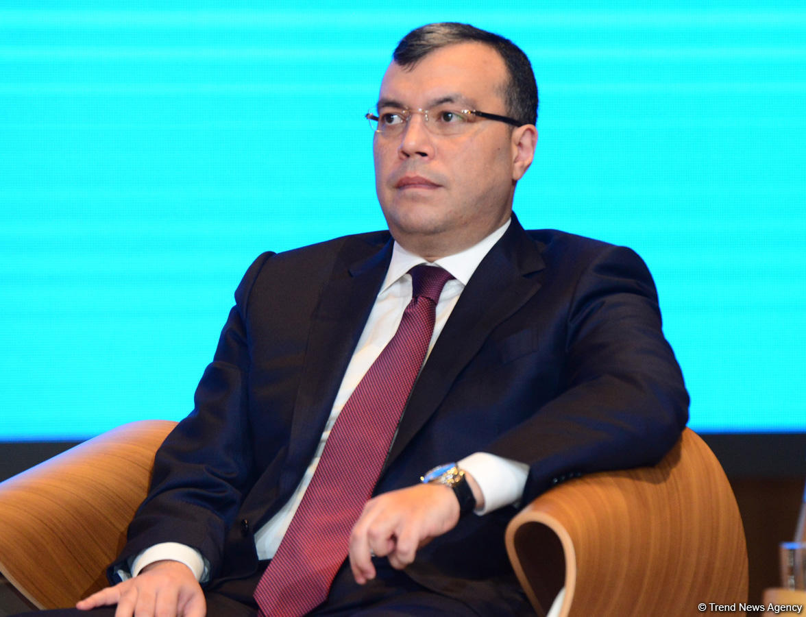 "Regionların inkişafı üzrə Dövlət Proqramı"nın icrasının yekunlarına dair konfrans çərçivəsində sahibkarlarla müzakirələr aparılır (FOTO)