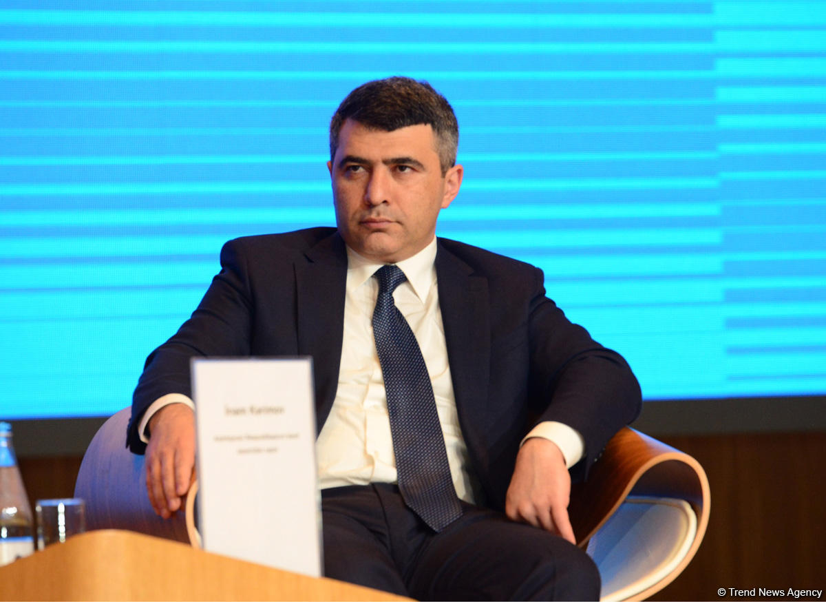 "Regionların inkişafı üzrə Dövlət Proqramı"nın icrasının yekunlarına dair konfrans çərçivəsində sahibkarlarla müzakirələr aparılır (FOTO)