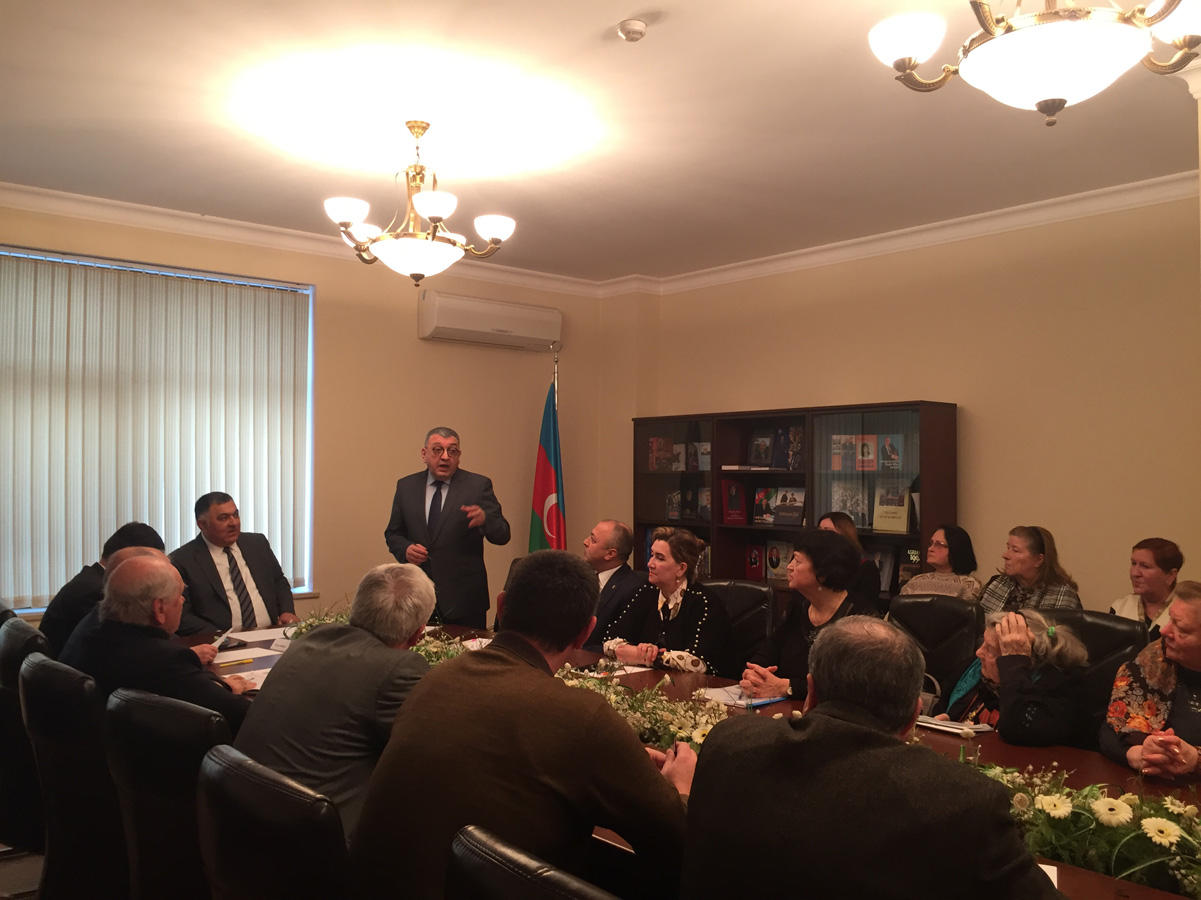 Millət vəkili “Rus İcmaları”nın nümayəndələri ilə görüşüb (FOTO)