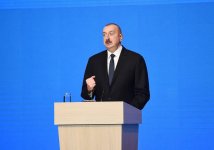 Prezident İlham Əliyev və birinci xanım Mehriban Əliyeva Gənclər Gününə həsr olunmuş respublika toplantısında iştirak ediblər (FOTO) (YENİLƏNİB-2)