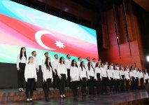 Prezident İlham Əliyev və birinci xanım Mehriban Əliyeva Gənclər Gününə həsr olunmuş respublika toplantısında iştirak ediblər (FOTO) (YENİLƏNİB-2)
