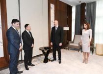 Prezident İlham Əliyev və birinci xanım Mehriban Əliyeva Ukraynada yaşayan soydaşlarımız Sabir və Umud Şirinov qardaşları ilə görüşüblər (FOTO) (YENİLƏNİB)