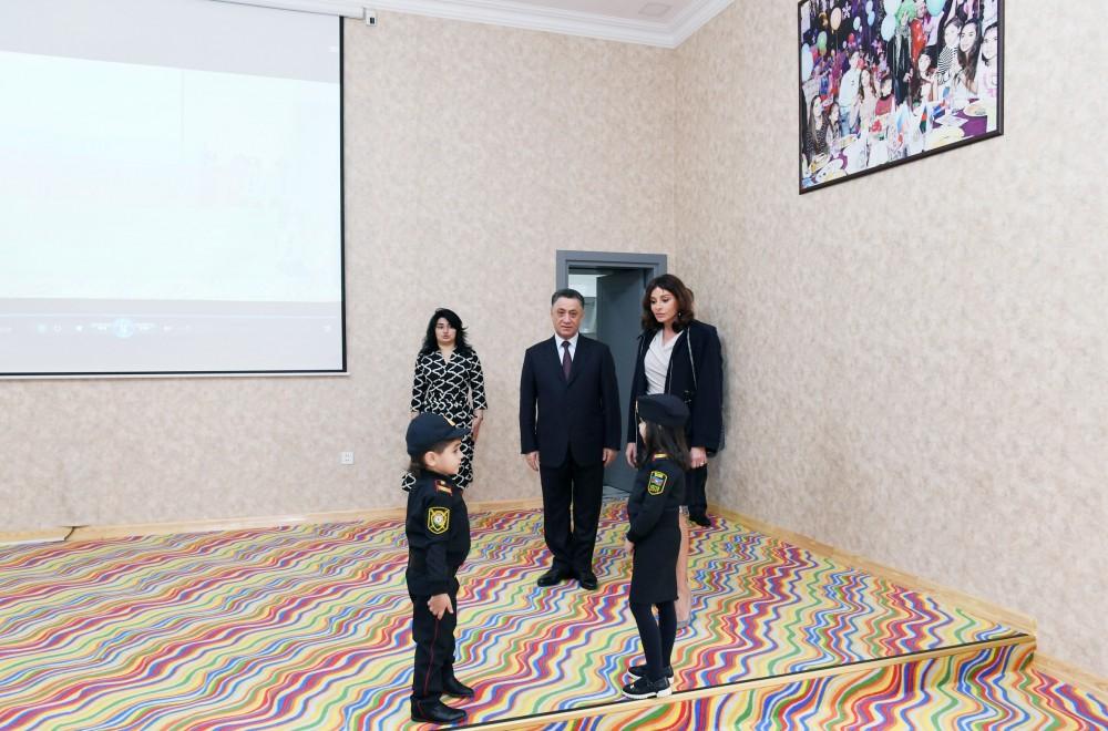 Birinci vitse-prezident Mehriban Əliyeva Bakıda yeni inşa olunmuş 6 saylı uşaq bağçasının açılışında iştirak edib (FOTO)