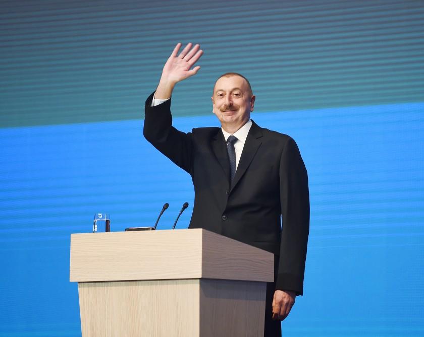Prezident İlham Əliyev və birinci xanım Mehriban Əliyeva Gənclər Gününə həsr olunmuş respublika toplantısında iştirak ediblər (FOTO) (YENİLƏNİB-2)