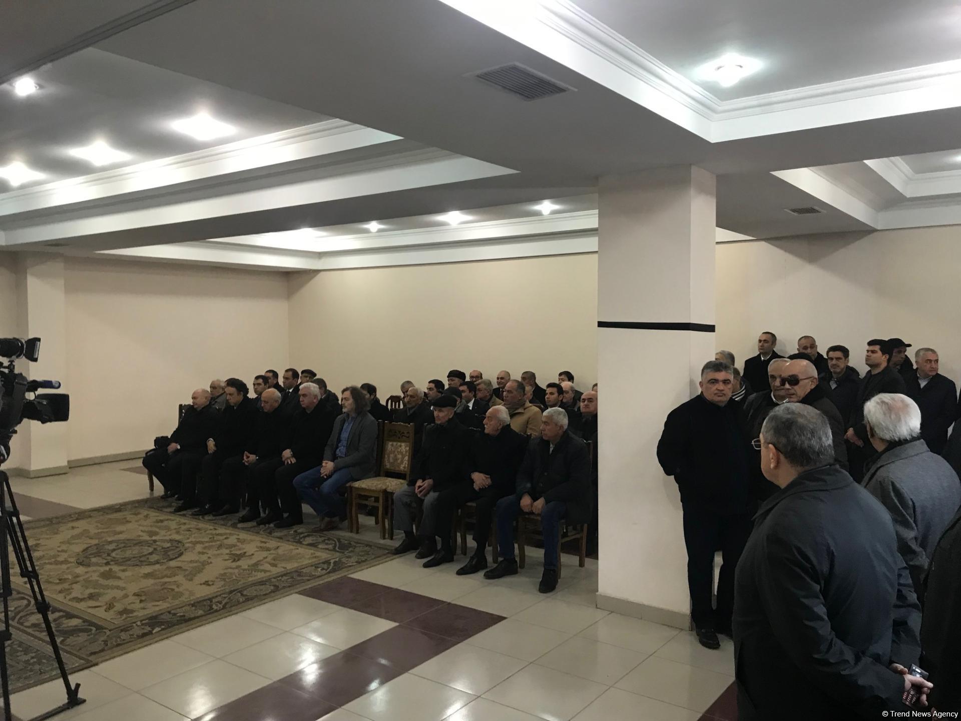 Görkəmli alim, BMT-nin qlobal enerji üzrə aparıcı eksperti Toğrul Bağırovun dəfn mərasimi keçirilib (FOTO)