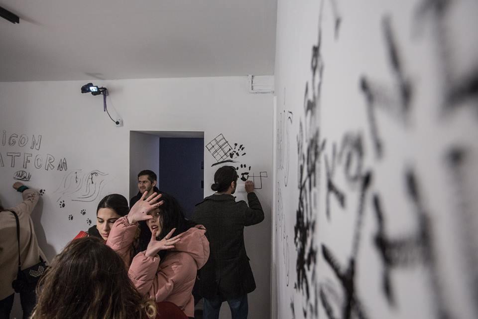 Bakıda "Perpendikulyar həqiqətlər" adlı sərgi keçirilir (FOTO)