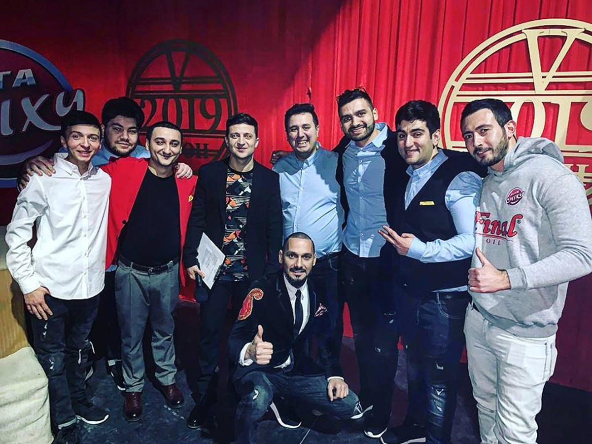“Как по Маслу” Azərbaycanı beynəlxalq teleməkandatəmsil edən ilk komanda oldu (FOTO)