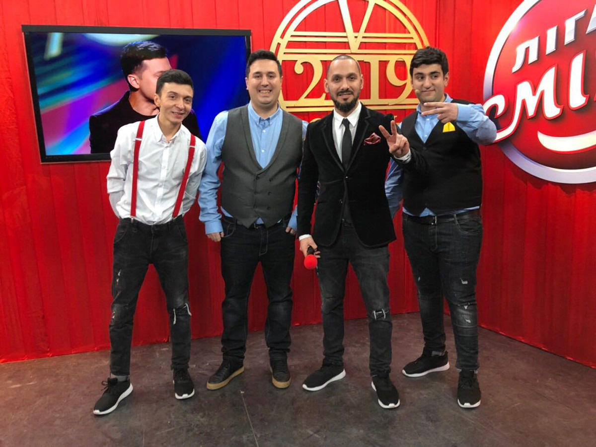 “Как по Маслу” Azərbaycanı beynəlxalq teleməkandatəmsil edən ilk komanda oldu (FOTO)