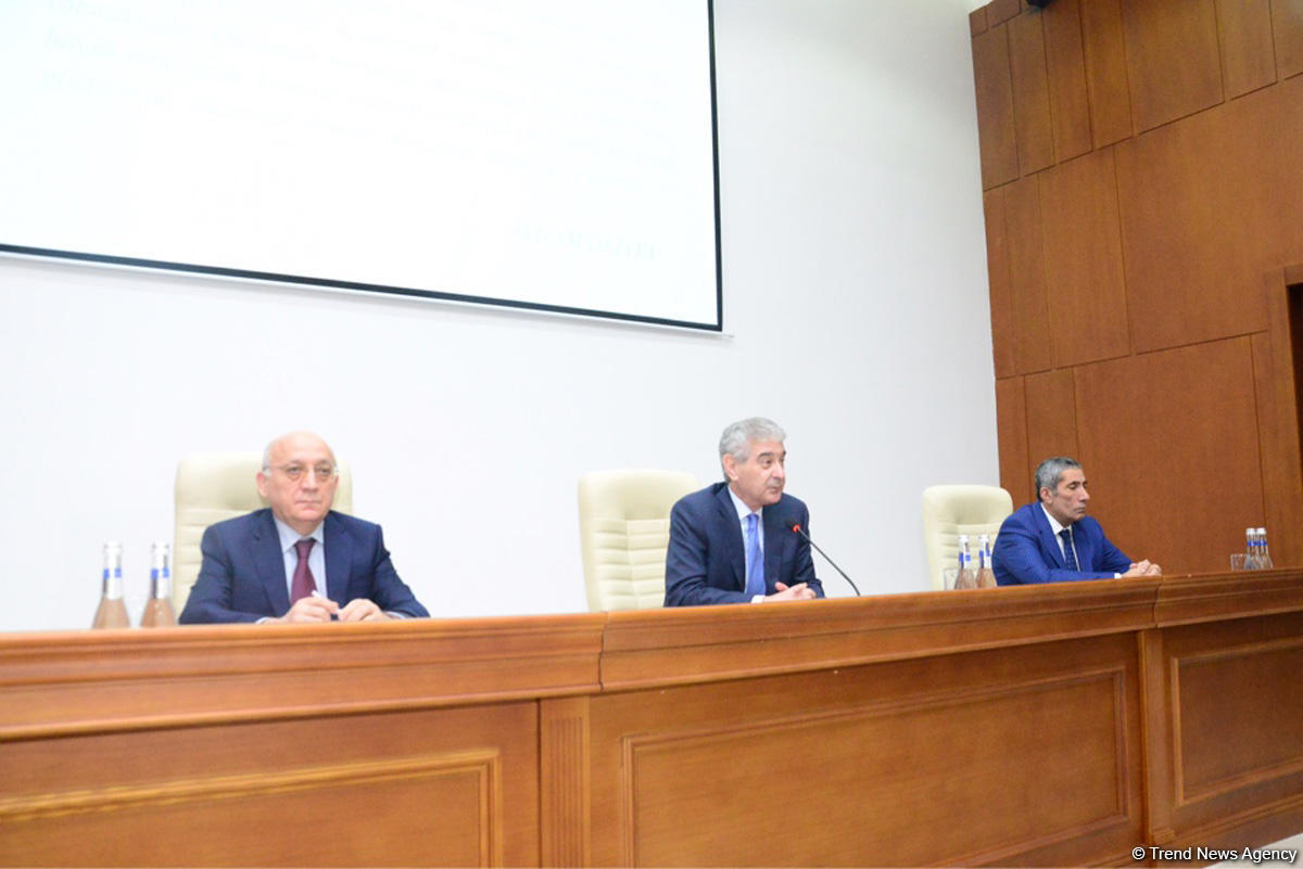 Əli Əhmədov: Bu il bələdiyyə seçkilərində gənclərin namizəd qismində iştirak etməsinə çalışacağıq (FOTO)
