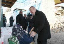 Prezident İlham Əliyev zəlzələnin baş verdiyi Şamaxıda olub (FOTO) (YENİLƏNİB)