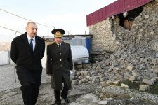 Prezident İlham Əliyev zəlzələnin baş verdiyi Şamaxıda olub (FOTO) (YENİLƏNİB)