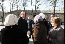 Prezident İlham Əliyev zəlzələnin baş verdiyi Şamaxıda olub (FOTO) (YENİLƏNİB)