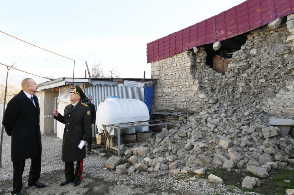 Prezident İlham Əliyev zəlzələnin baş verdiyi Şamaxıda olub (FOTO) (YENİLƏNİB)