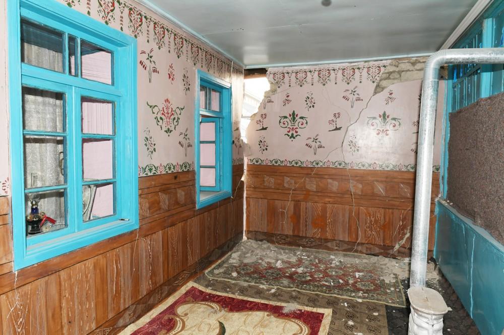 Prezident İlham Əliyev zəlzələnin baş verdiyi Şamaxıda olub (FOTO) (YENİLƏNİB)