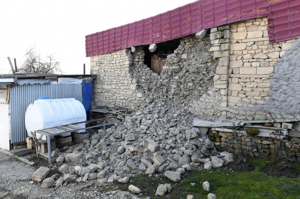 Prezident İlham Əliyev zəlzələnin baş verdiyi Şamaxıda olub (FOTO) (YENİLƏNİB)
