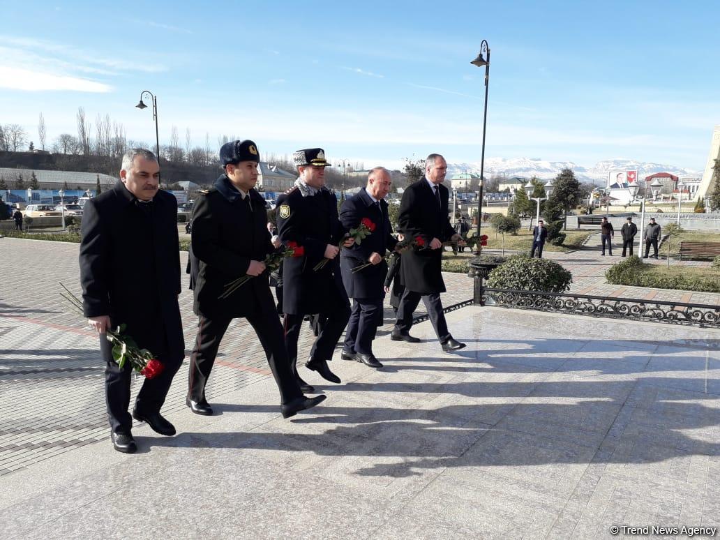 Qubada "Azərbaycanda təhlükəsizlik orqanlarının yaranmasının 100 illiyi, Ümummilli Lider Heydər Əliyevin təhlükəsizlik orqanlarında fəaliyyəti və rolu" mövzusunda yığıncaq keçirilib (FOTO)