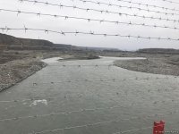 Samur çayı üzərində salınan avtomobil körpüsünün tikintisinə baxış keçirilib (FOTO)
