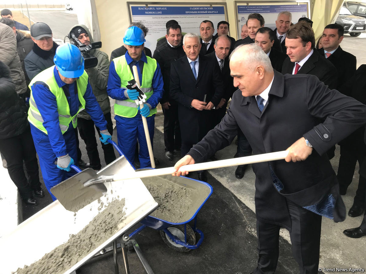 Azərbaycan kiçik tonnajlı avtomobillər istehsal edəcək (FOTO)